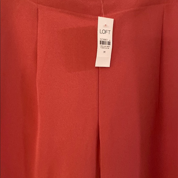 LOFT Women's Coral Shorts - Picture 2 of 6